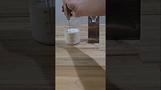 Aerolatte Handheld Milk Frother [upl. by Osy]